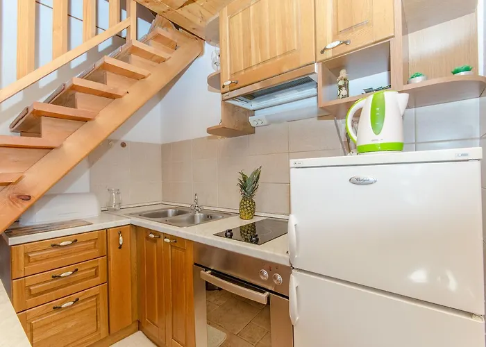 Stone Rose In Center Appartement Split