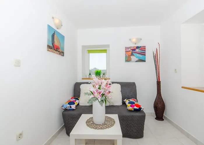 Stone Rose In Center Appartement Split